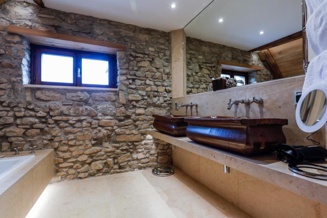Auberge Saint Walfrid Hotel Restaurant & Spa Sarreguemines Exteriör bild